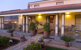 Villa Rosita - Guest House